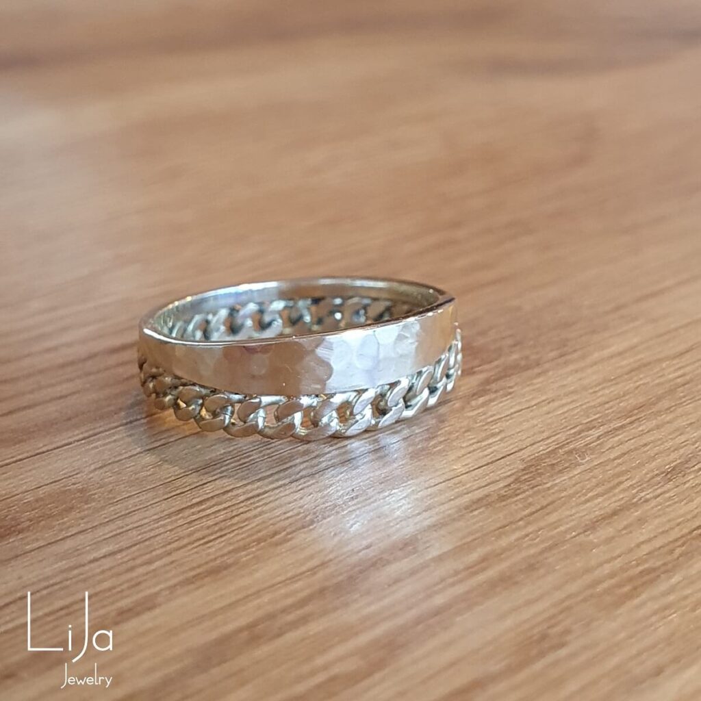 Goudsmid LiJa Jewelry Nuenen 18 jaar ring