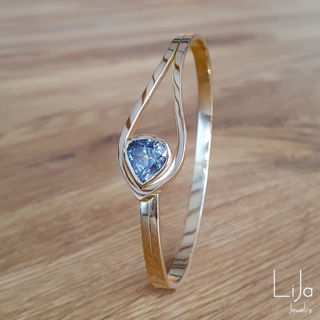 Goudsmid LiJa Jewelry Nuenen armband 18kt goud saffier