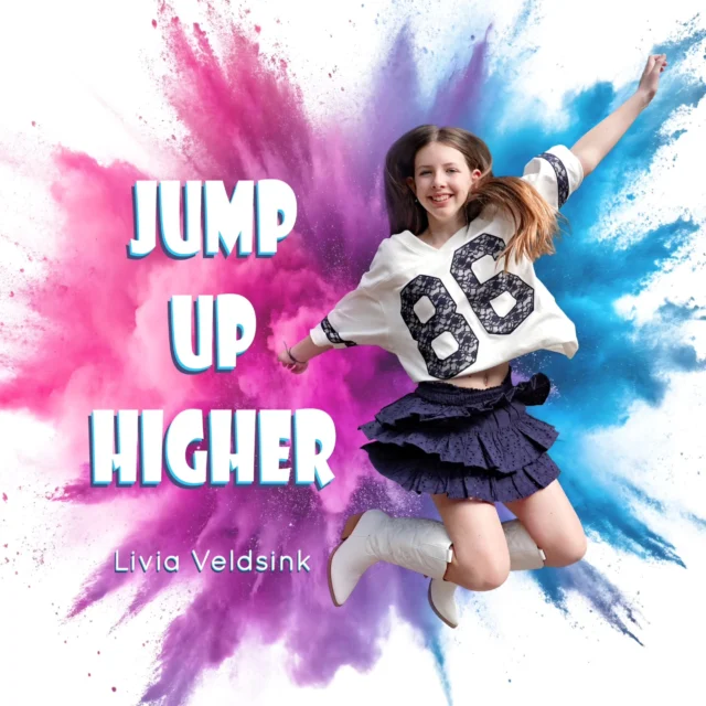 Trotser dan trots!
Wat heeft Livia zich ontwikkeld in de afgelopen maanden.
@livia.veldsink.singer

8 maanden geleden kwam haar eerste single uit FRIENDS FOR LIFE, dat smaakte naar meer!

Ze is samen met een professionele producer aan de slag gegaan, ze heeft songteksten geschreven, de verschillende zangpartijen ingezongen en het hele proces samen doorlopen.

Met haar zangcoach is ze ook aan de slag gegaan. Haar zangtechniek heeft ze echt naar een hoger level getilt.

En dan nu de release van haar tweede single JUMP UP HIGHER. Een fantastisch resultaat van al het harde werken.

Een catchy liedje over waar ze van houdt (chocolade heeft ze niet van mij hoor 😅) en dat je vrij mag zijn om te genieten van alles wat je doet.

Je kan hem luisteren op Spotify, Apple Music, Deezer, YouTube Music en nog veel meer platforms.
Zoek even op Livia Veldsink - Jump up Higher.

(Vaak) luisteren, delen en opslaan in jouw playlists is superlief!

Ik ben zó benieuwd of jullie hier ook zo blij van worden ❤️

Ps. Luister ook nog eens naar FRIENDS FOR LIFE.